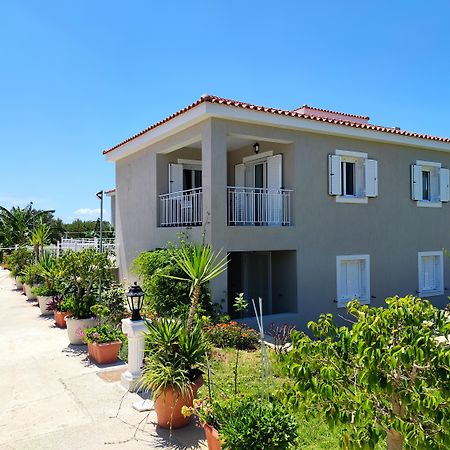 Casa De Rosa Apartments & Studios Svoronata Exterior photo