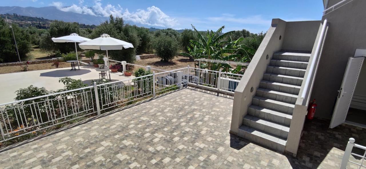 Casa De Rosa Apartments & Studios Svoronata Exterior photo