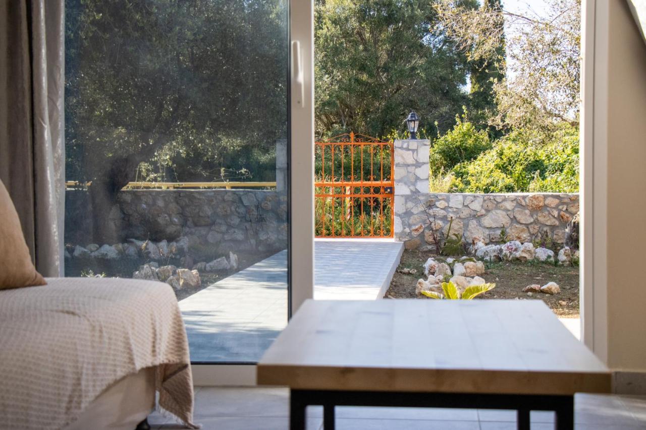 Casa De Rosa Apartments & Studios Svoronata Exterior photo